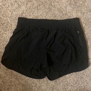 Lululemon Tracker Low-Rise Lined Short 4”